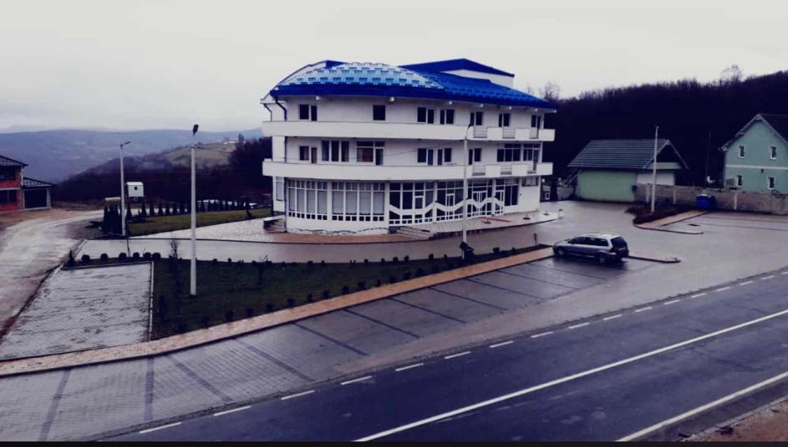 Emro-S Novi Pazar Exterior foto